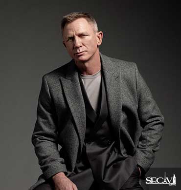 Daniel Craig