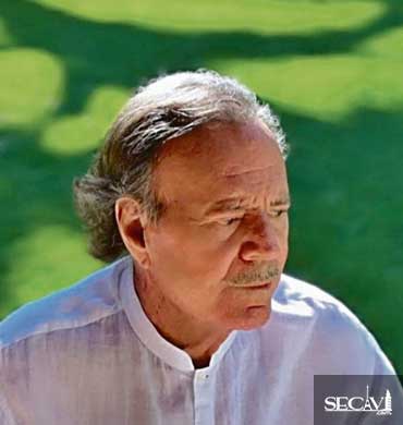 Julio Iglesias